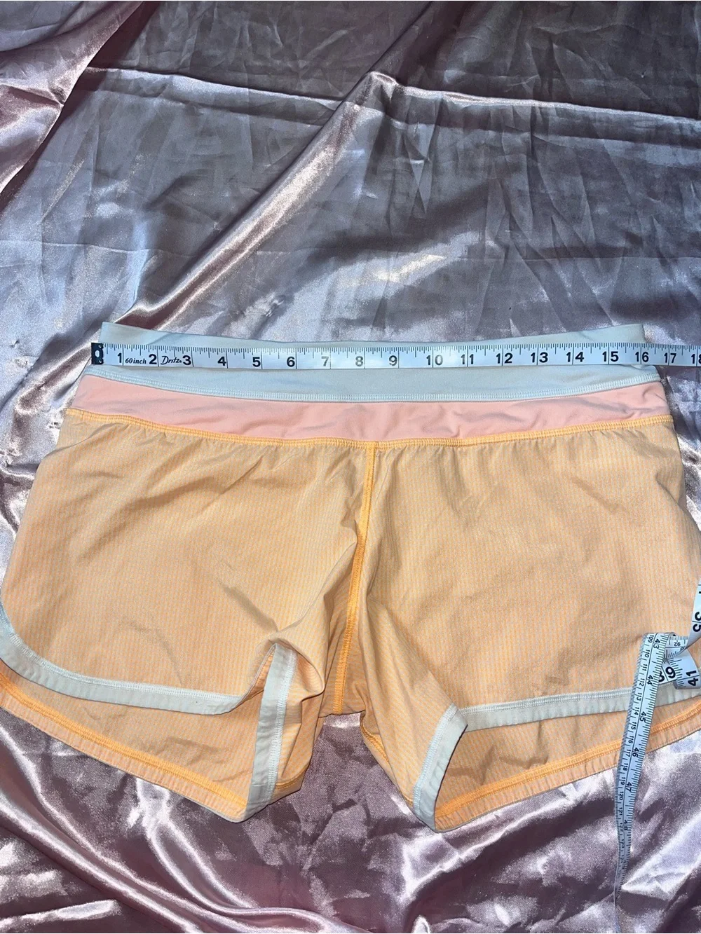 Lululemon Peach Orange Gingham Speed Up Shorts Size 8